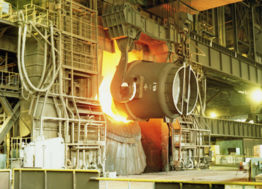 神戸製鋼のものづくり・品質へのこだわりを武器に、幅広い業種をサポート